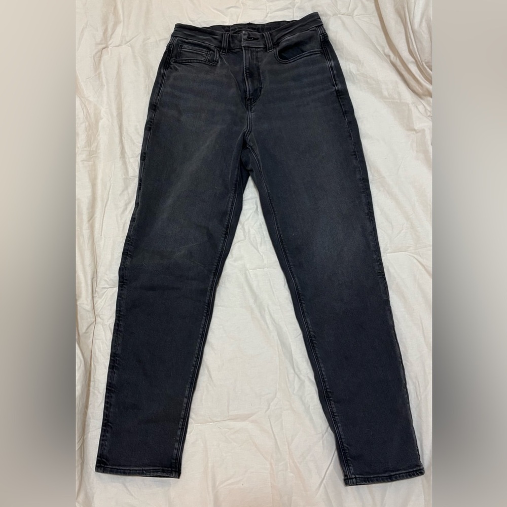 AE Curvy Mom jeans